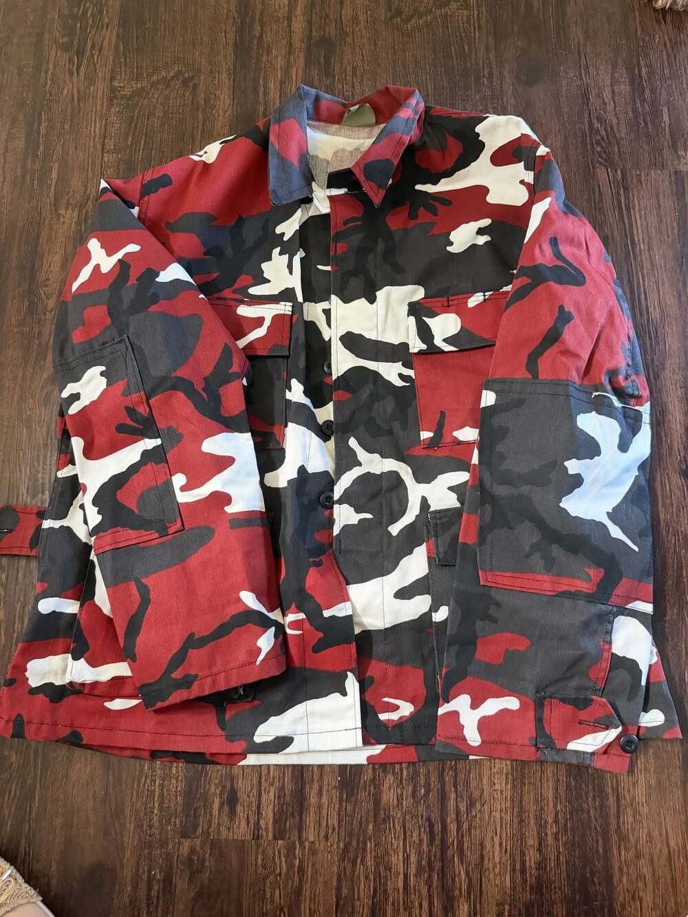 Red Camo jacket - Picture 2 of 3